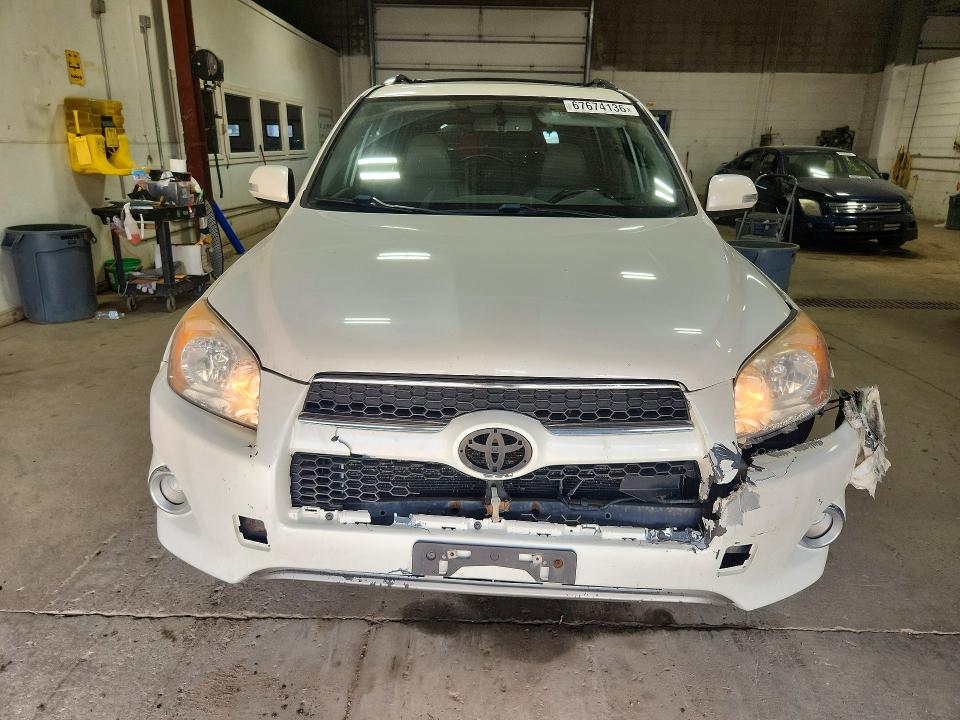 Photo 5 from auction – 2009 TOYOTA RAV4 with VIN 2T3BF31V29W020441