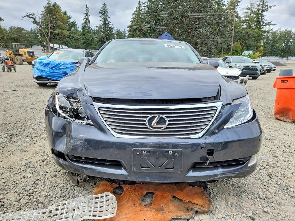 Foto 5 de la subasta – 2008 LEXUS LS con VIN JTHBL46F385073346