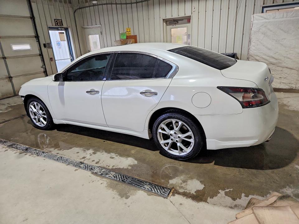 Photo 2 from auction – 2014 NISSAN MAXIMA with VIN 1N4AA5AP4EC487712