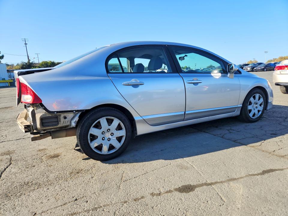 Photo 3 from auction – 2009 HONDA CIVIC with VIN 19XFA16559E051482