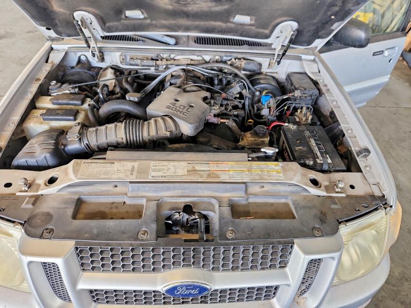 Photo 11 from auction – 2002 FORD EXPLORER SPORT TRAC with VIN 1FMZU77E82UB94838