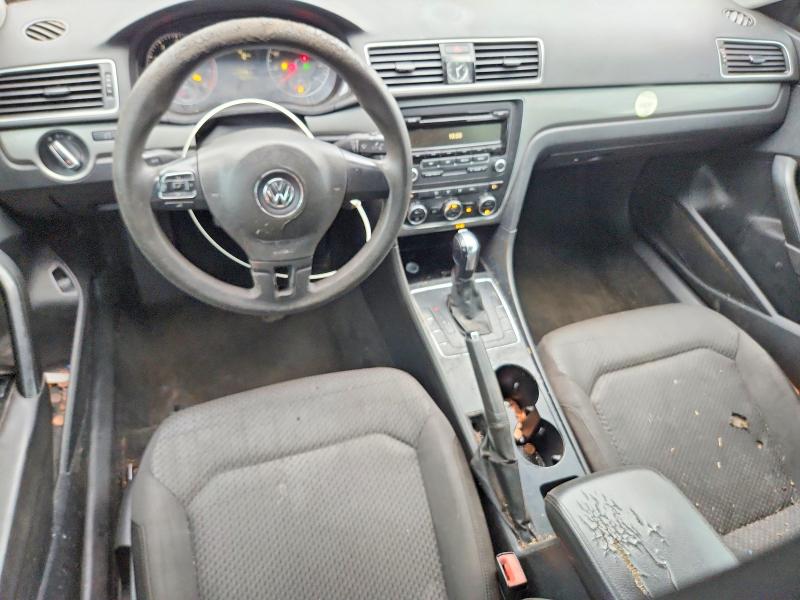 Photo 8 from auction – 2012 VOLKSWAGEN PASSAT with VIN 1VWAP7A3XCC041821