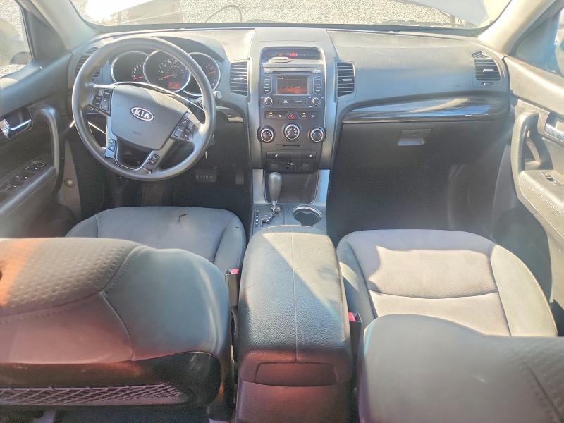 Photo 8 from auction – 2013 KIA SORENTO with VIN 5XYKT4A63DG421351