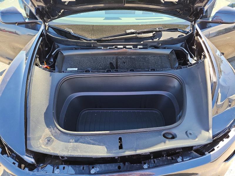 Снимка 11 от търг – 2026 TESLA MODEL Y с VIN 7SAYGDED0TF558795