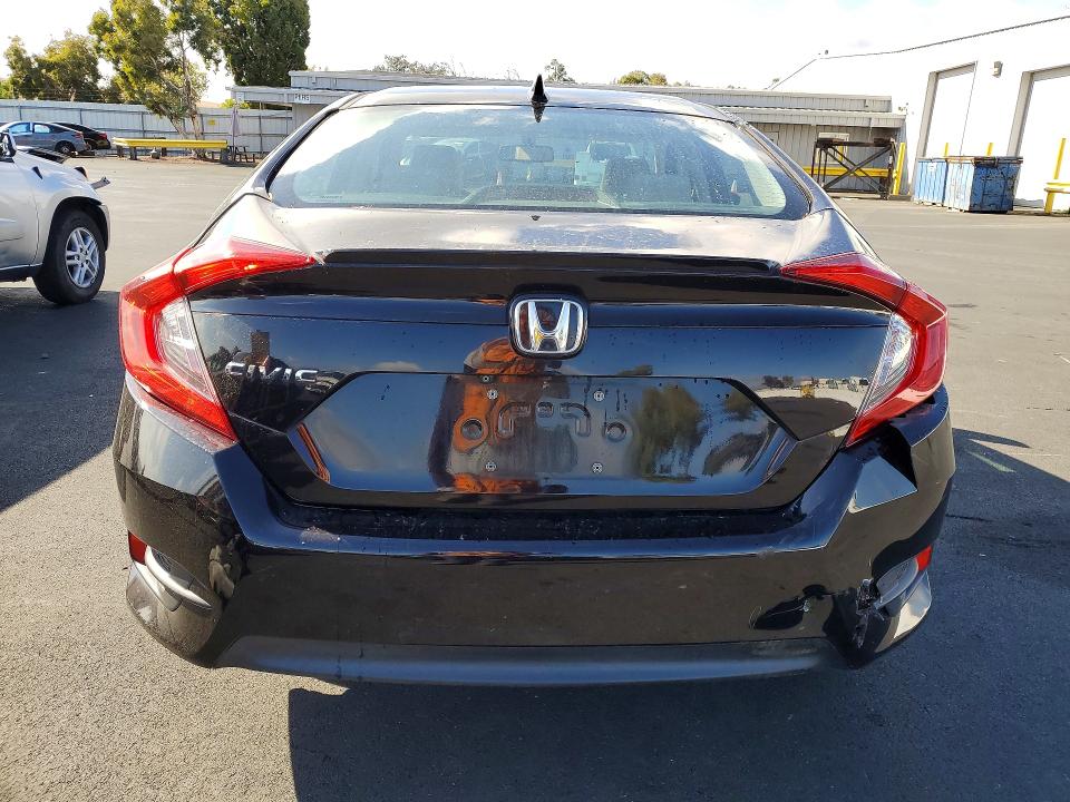 Photo 6 from auction – 2016 HONDA CIVIC with VIN 19XFC1F71GE216324