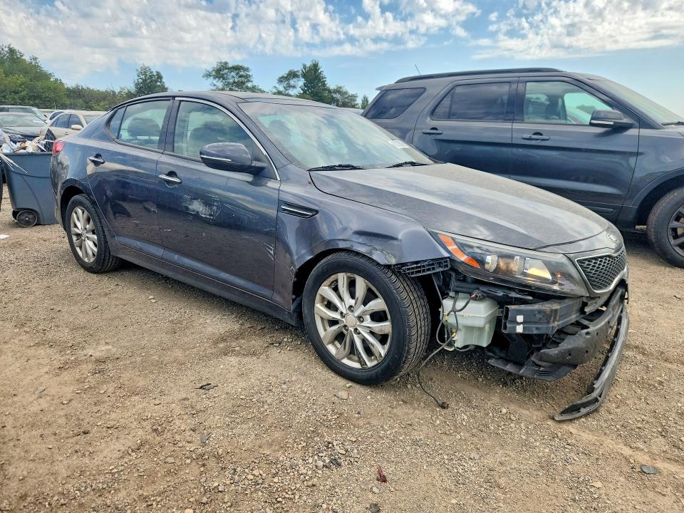 Photo 4 from auction – 2015 KIA OPTIMA with VIN 5XXGN4A73FG482389
