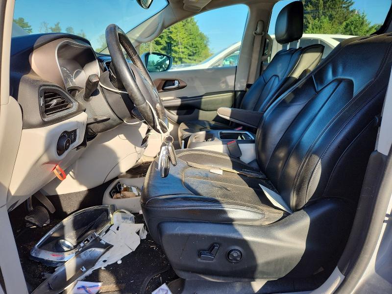 Photo 7 from auction – 2017 CHRYSLER PACIFICA with VIN 2C4RC1EG8HR704863