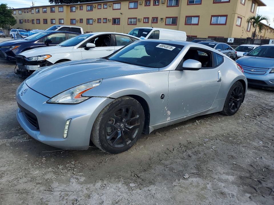 2016 NISSAN 370Z