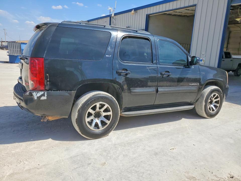 Photo 3 from auction – 2008 GMC YUKON with VIN 1GKFC13J28R115304