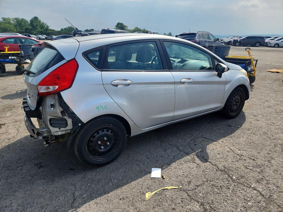 Photo 3 from auction – 2013 FORD FIESTA with VIN 3FADP4EJ5DM107303