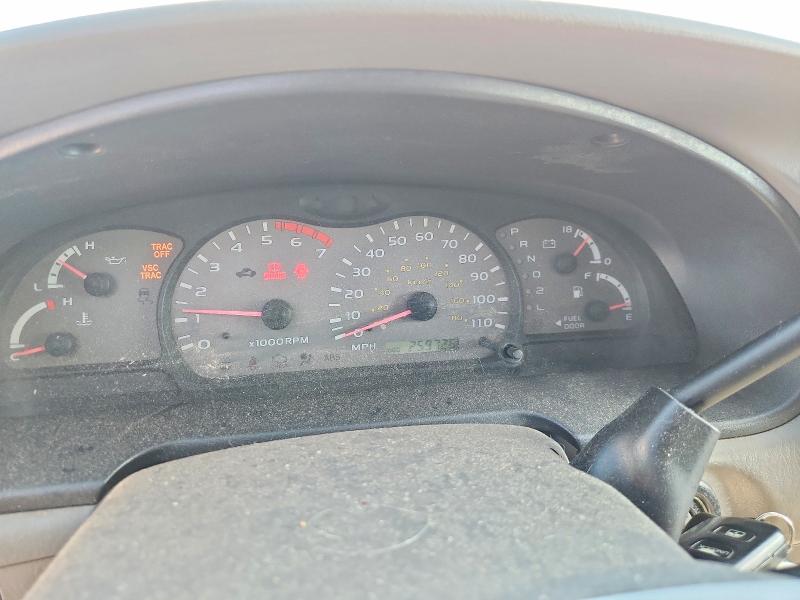Photo 9 from auction – 2003 TOYOTA SEQUOIA with VIN 5TDZT34A13S199144