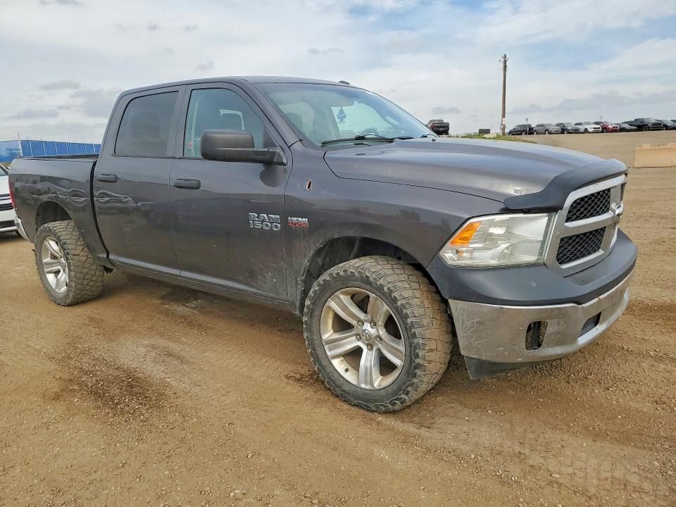 Photo 4 from auction – 2017 RAM 1500 with VIN 3C6RR7KT4HG544187