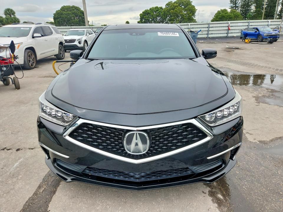 Photo 5 from auction – 2018 ACURA RLX with VIN JH4KC1F59JC000540