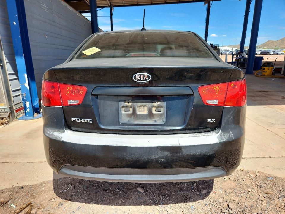 Photo 6 from auction – 2013 KIA FORTE with VIN KNAFU4A27D5670107