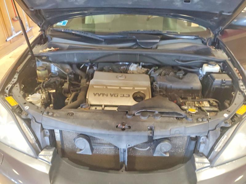 Photo 12 from auction – 2005 LEXUS RX with VIN 2T2HA31U85C073743