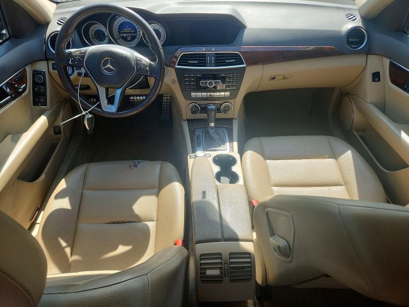 Снимка 8 от търг – 2013 MERCEDES-BENZ C с VIN WDDGF8AB8DR276834