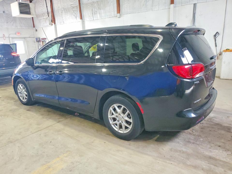 Photo 2 from auction – 2020 CHRYSLER VOYAGER with VIN 2C4RC1DG3LR172450