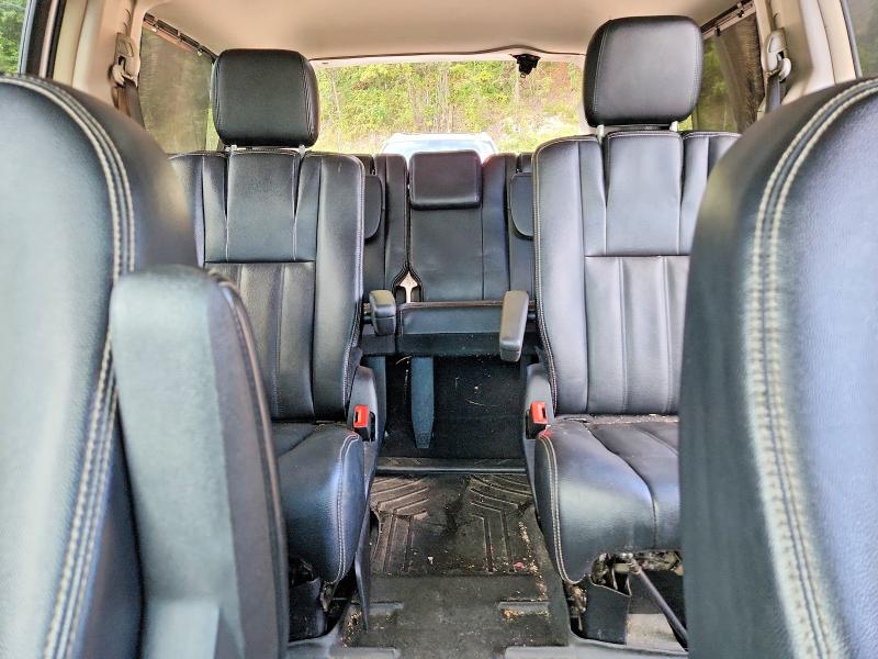Photo 10 from auction – 2015 CHRYSLER TOWN & COUNTRY with VIN 2C4RC1BG0FR562512