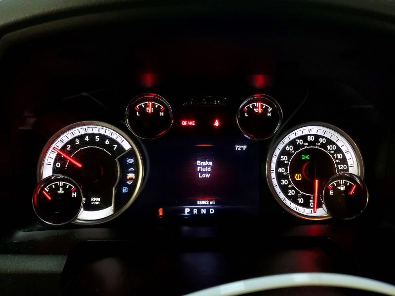 Снимка 9 от търг – 2017 RAM 1500 с VIN 3C6RR7LTXHG622700