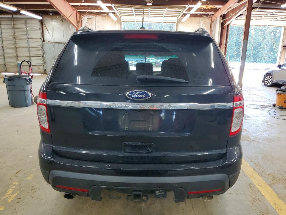 Photo 6 from auction – 2011 FORD EXPLORER with VIN 1FMHK7D84BGA81953