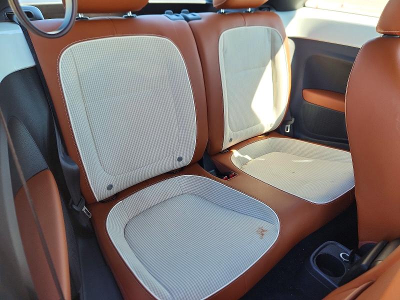 Снимка 10 от търг – 2016 VOLKSWAGEN BEETLE с VIN 3VWF17AT1GM638397