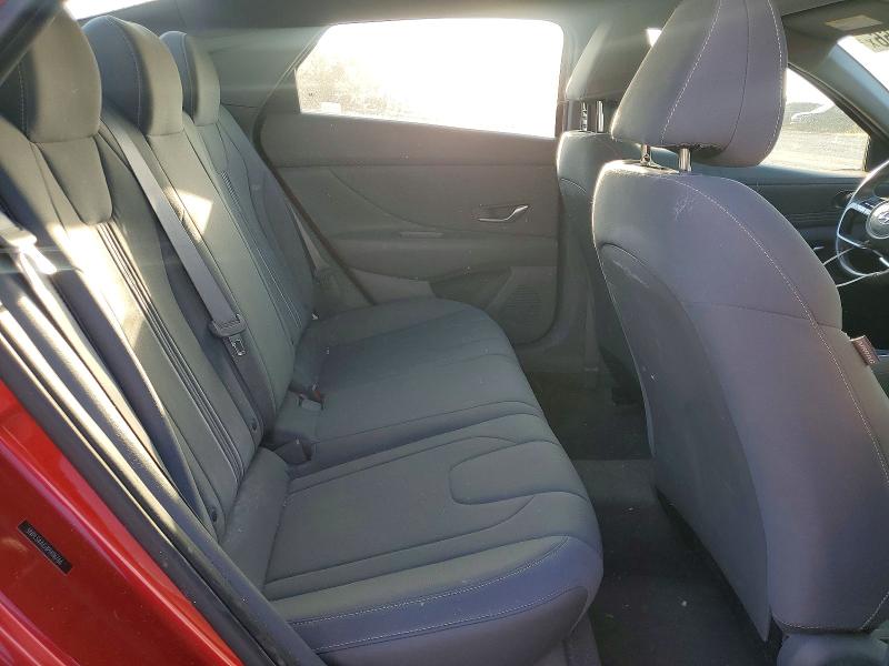 Снимка 10 от търг – 2023 HYUNDAI ELANTRA с VIN 5NPLS4AG1PH116766