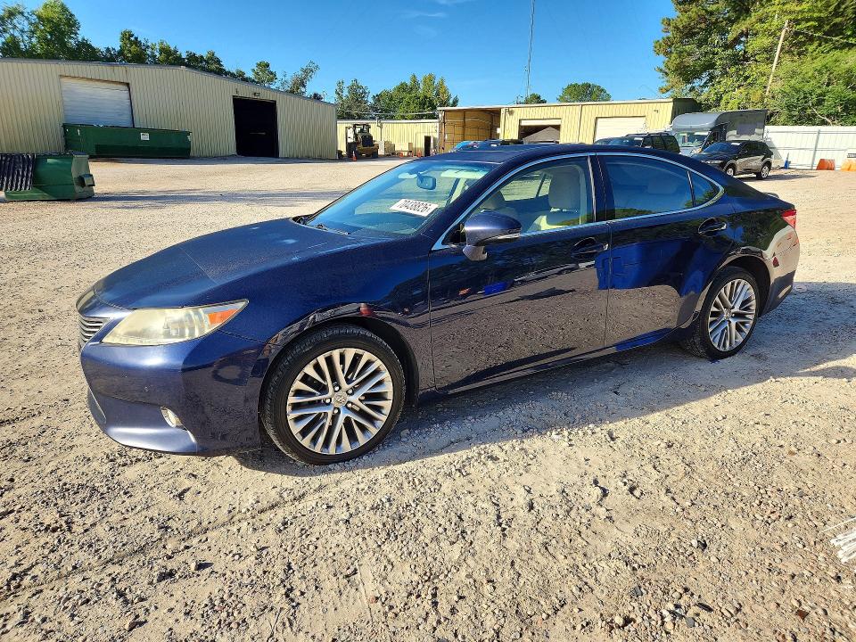 LEXUS ES 2013 with VIN JTHBK1GG1D2048322 - Photo from auction