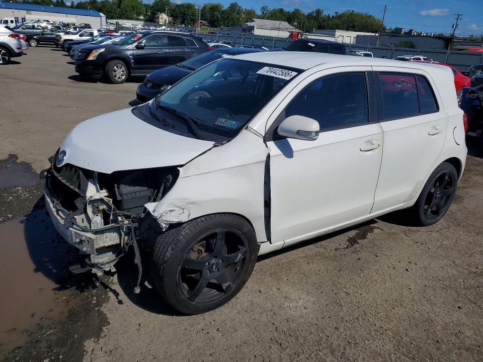 SCION XD 2008 with VIN JTKKU10448J000698 - Photo from auction