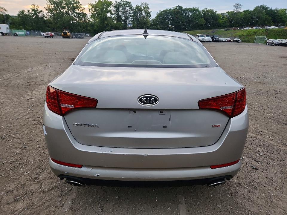 Photo 6 from auction – 2011 KIA OPTIMA with VIN KNAGM4A73B5173388