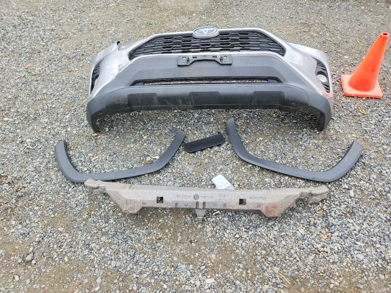Photo 13 from auction – 2021 TOYOTA RAV4 with VIN 4T3B6RFV1MU031712