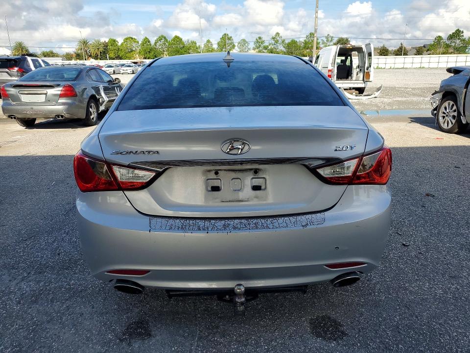 Photo 6 from auction – 2012 HYUNDAI SONATA with VIN 5NPEC4AB5CH477843