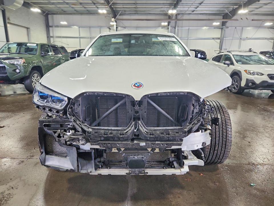صورة رقم 5 من المزاد - 2023 BMW X6 مع VIN 5YMCY0C01P9R93037