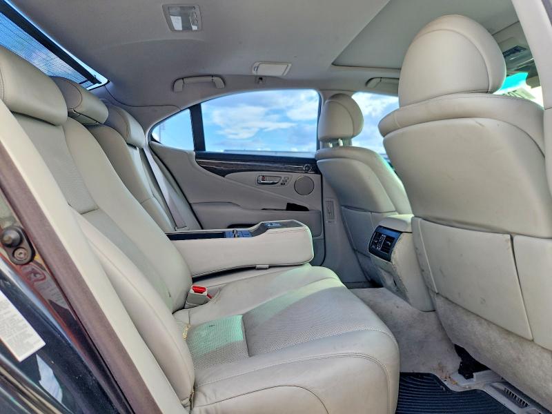 Photo 10 from auction – 2007 LEXUS LS with VIN JTHBL46F775047377
