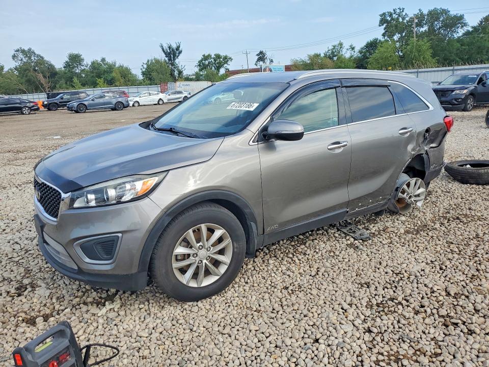 KIA SORENTO 2016 with VIN 5XYPGDA35GG015687 - Photo from auction