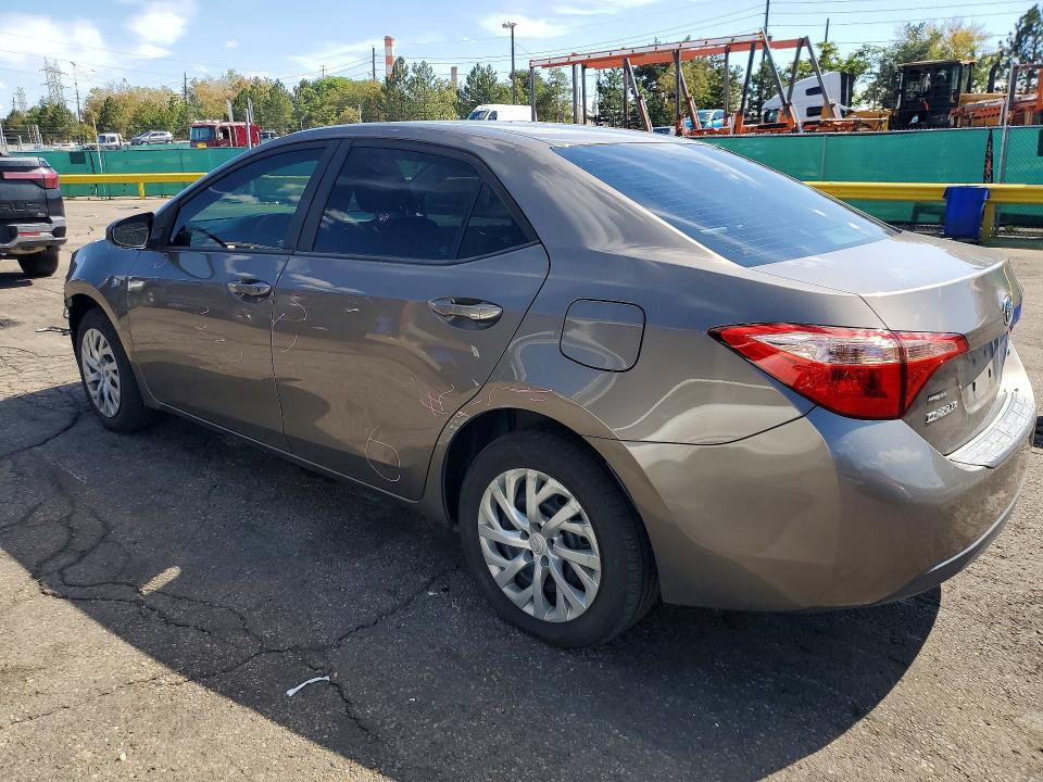 Снимка 2 от търг – 2017 TOYOTA COROLLA с VIN 2T1BURHEXHC784495