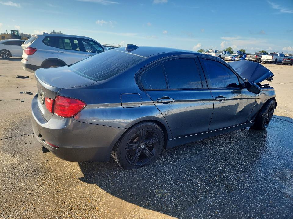 Photo 3 from auction – 2012 BMW 335 with VIN WBA3A9G56CNP35568