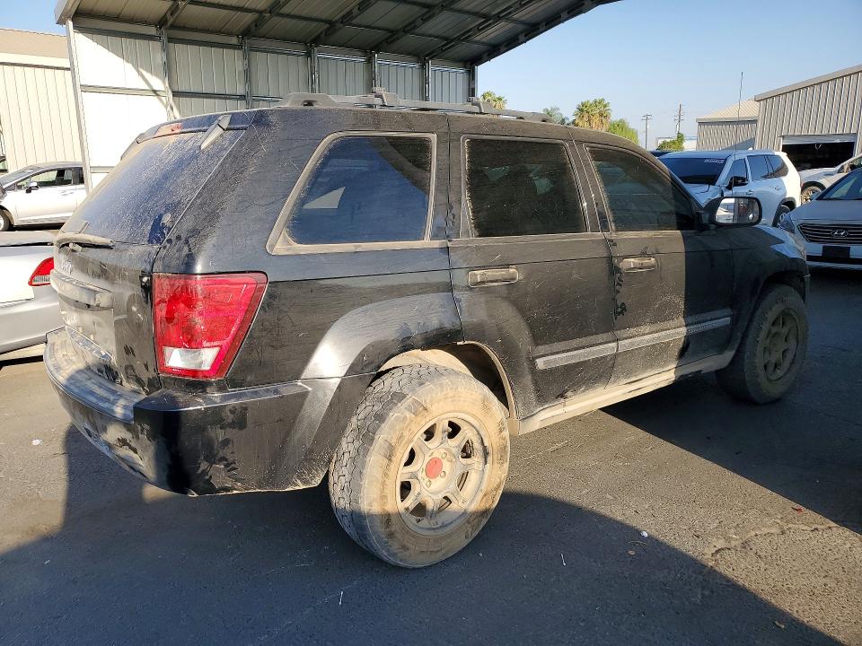 Photo 3 from auction – 2005 JEEP GRAND CHEROKEE with VIN 1J4GR48K85C646016