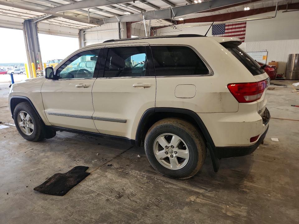 Photo 2 from auction – 2012 JEEP GRAND CHEROKEE with VIN 1C4RJFAG2CC345374