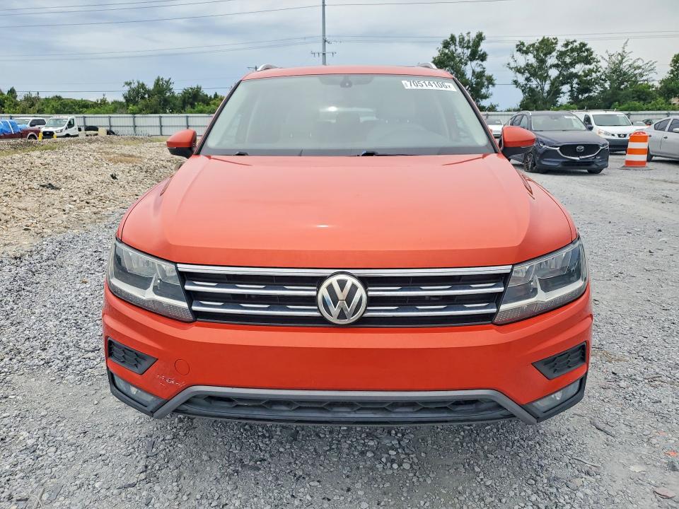 Photo 5 from auction – 2018 VOLKSWAGEN TIGUAN with VIN 3VV3B7AX1JM163753