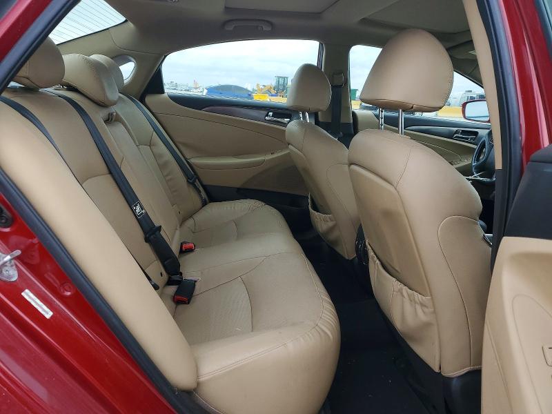 Photo 10 from auction – 2011 HYUNDAI SONATA with VIN KMHEC4A41BA015640