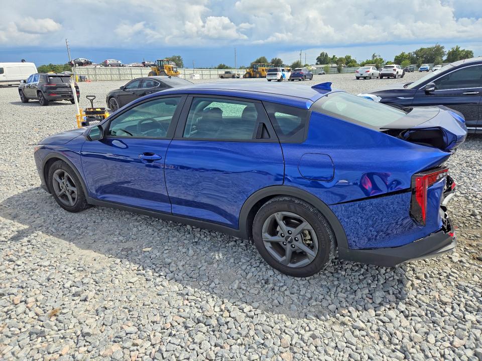 صورة رقم 2 من المزاد - 2025 KIA K4 مع VIN 3KPFT4DE6SE187981