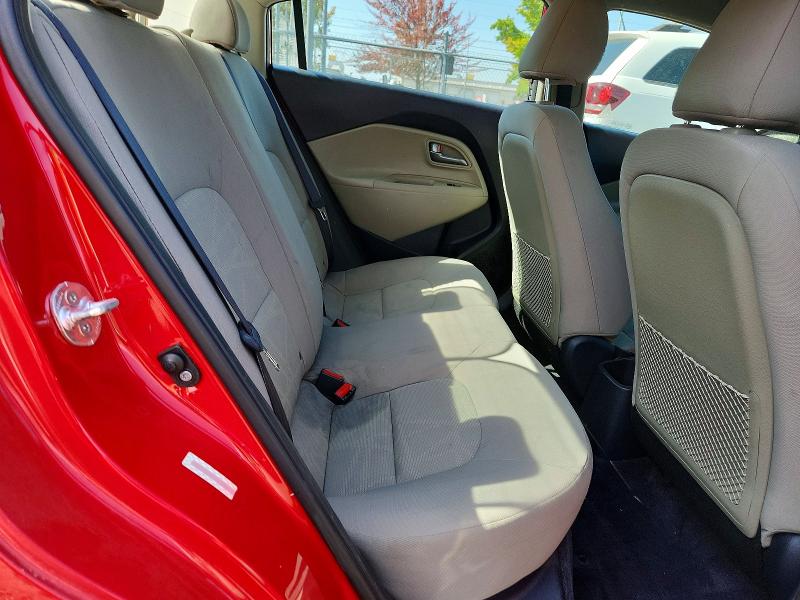 Foto 10 de la subasta – 2014 KIA RIO con VIN KNADM4A38E6402520