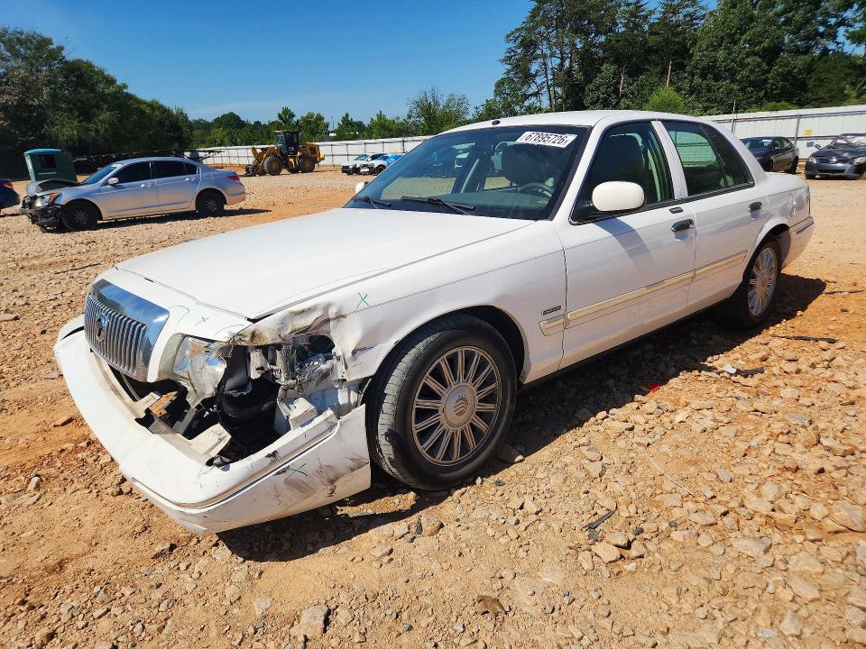 2011 MERCURY GRAND MARQUIS - Търг №67895726