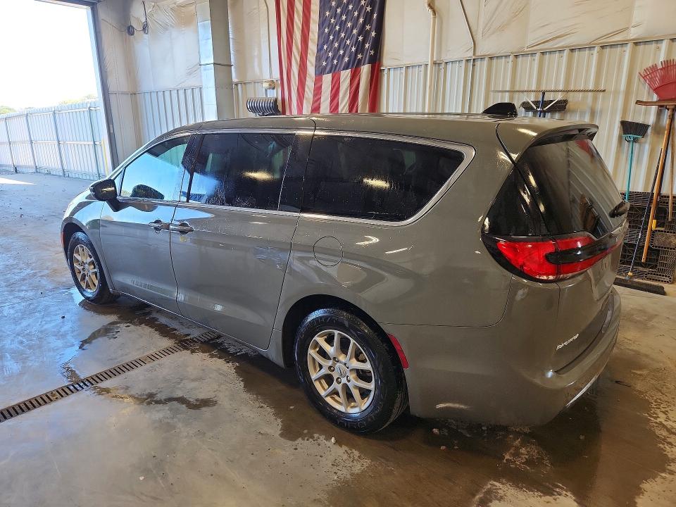 Фото 2 с аукциона – 2025 CHRYSLER PACIFICA с VIN 2C4RC1BG2SR540957