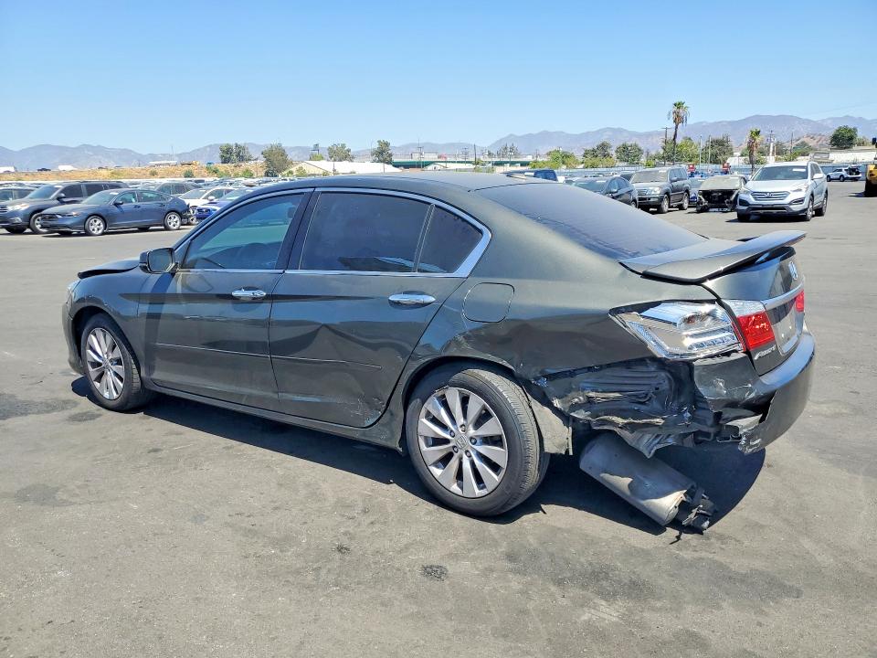 Photo 2 from auction – 2013 HONDA ACCORD with VIN 1HGCR3F85DA009490