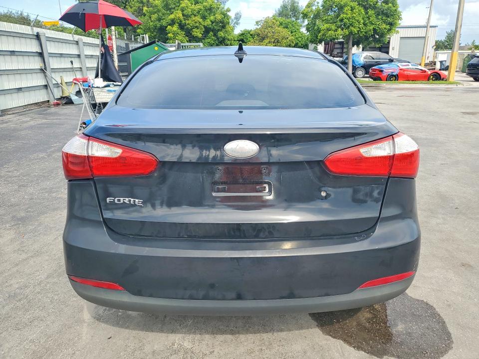 Zdjęcie 6 z aukcji – 2015 KIA FORTE z VIN KNAFK4A6XF5284972