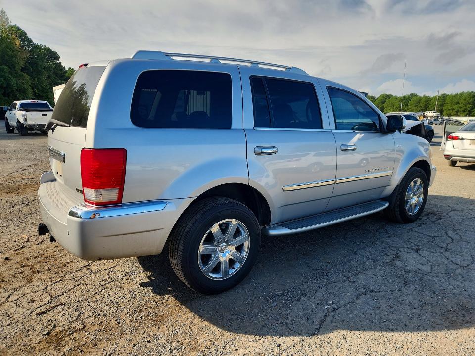 Photo 3 from auction – 2008 CHRYSLER ASPEN with VIN 1A8HX58N58F120440