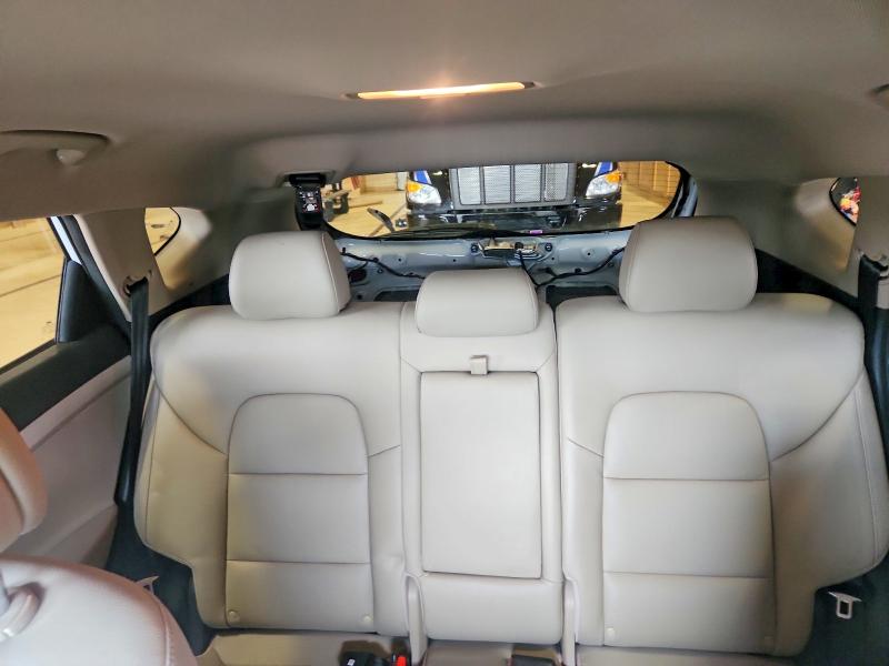 Photo 10 from auction – 2018 HYUNDAI TUCSON with VIN KM8J3CA2XJU653227