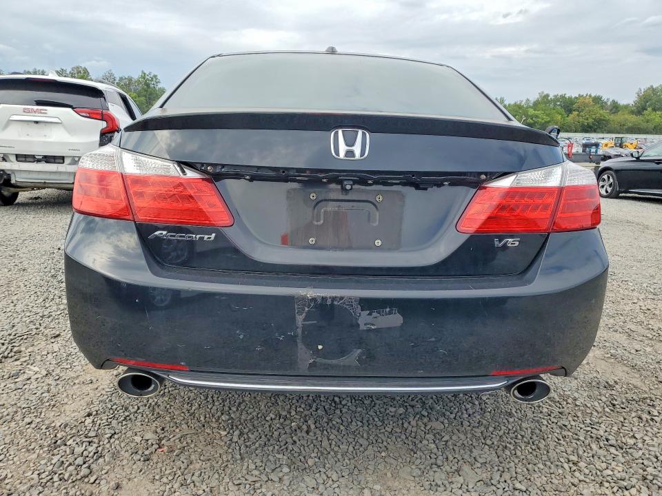 Photo 6 from auction – 2015 HONDA ACCORD with VIN 1HGCR3F89FA016588