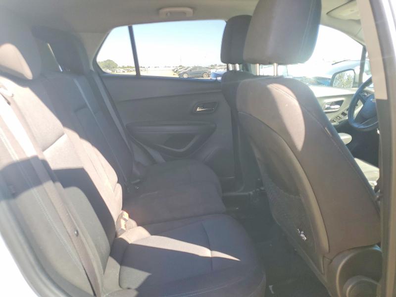 Photo 11 from auction – 2016 CHEVROLET TRAX with VIN KL7CJLSB8GB753782
